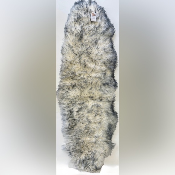 Other - Sheepskin Area Rug | Starose New Zealand NWT